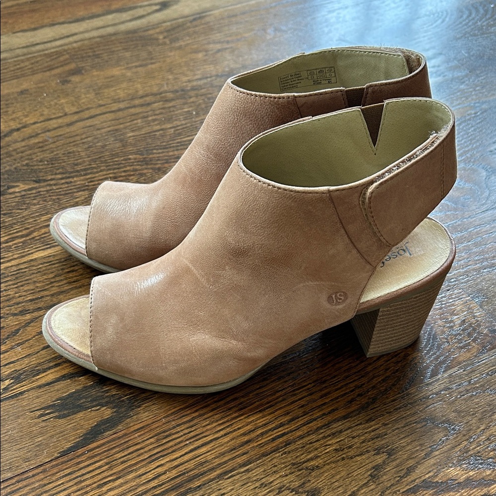 Josef Seibel Peep-Toe Block Heel Shoe | Women’s Size 10 / 41